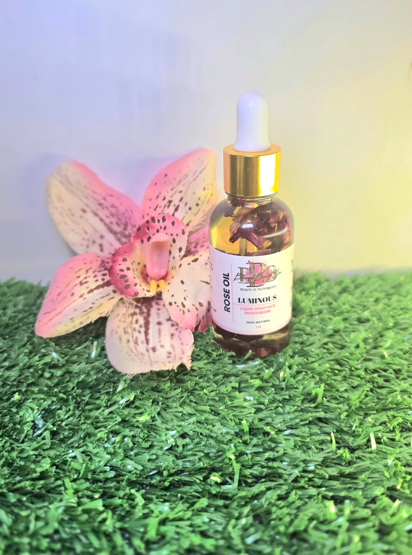 LUMINOUS Rose Oil