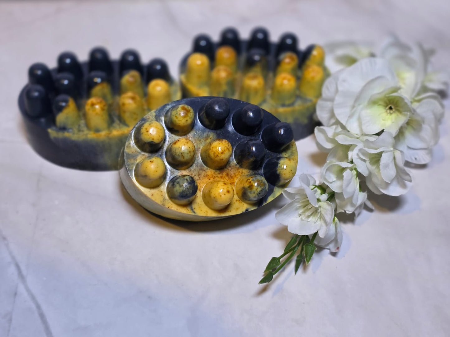 Turmeric and Charcoal Fusion Massage